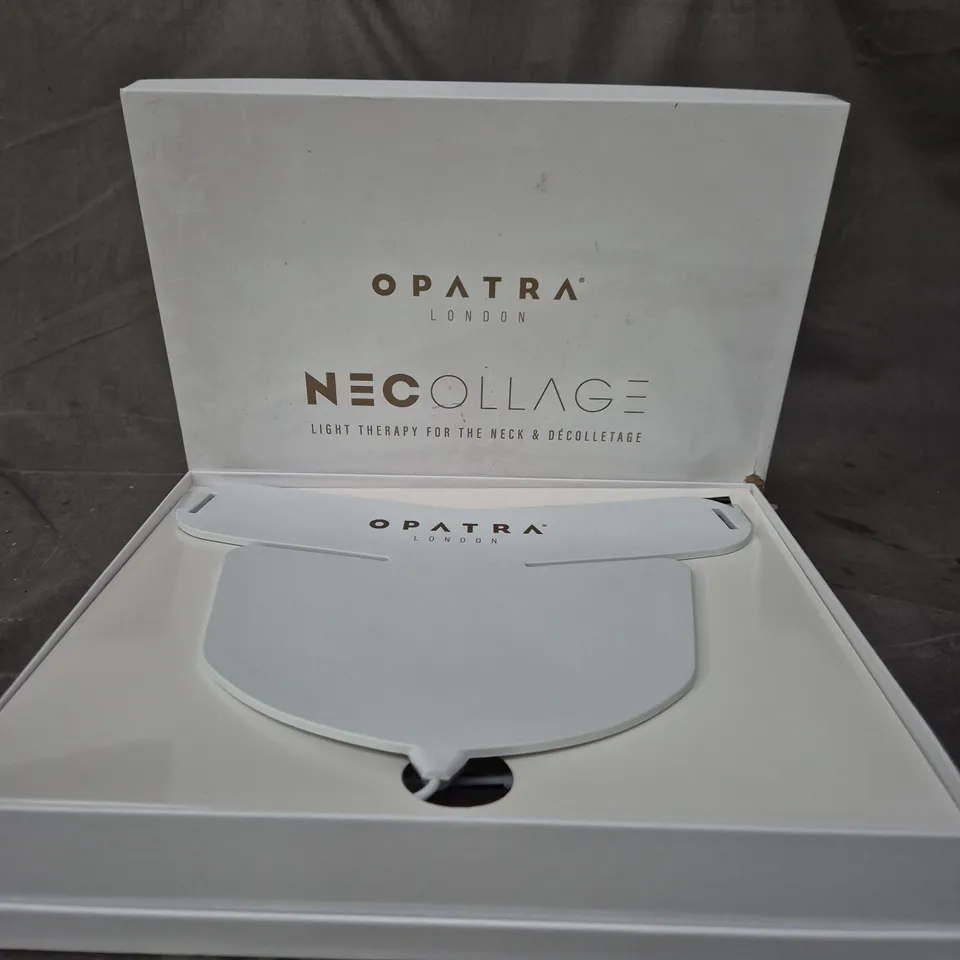 BOXED OPATRA LONDON NECOLLAGE SILICONE FLEXIBLE LED DÉCOLLETAGE DEVICE 