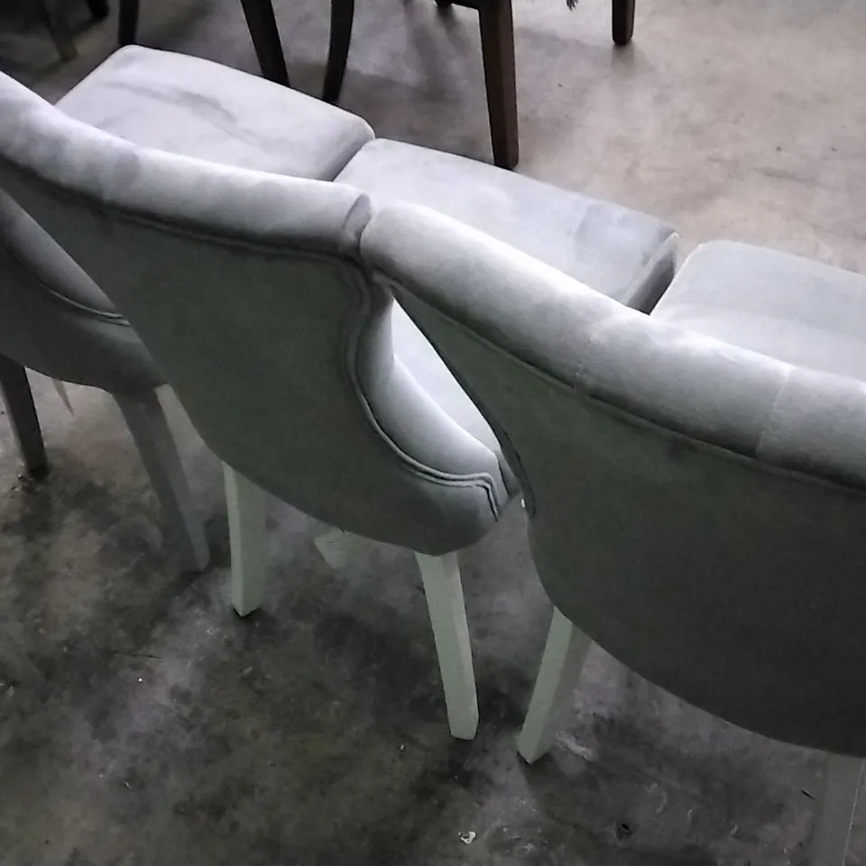SET OF 3 PLUSH GREY FABRIC BUTTONBACK DINING CHAIRS WITH WHITE WOODEN LEGS 