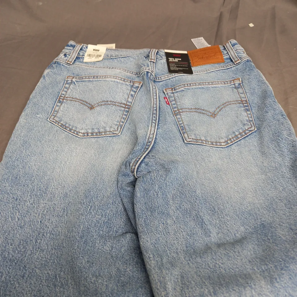 LEVI'S MOM JEANS STRECH DENIM JEANS - 30W 28L