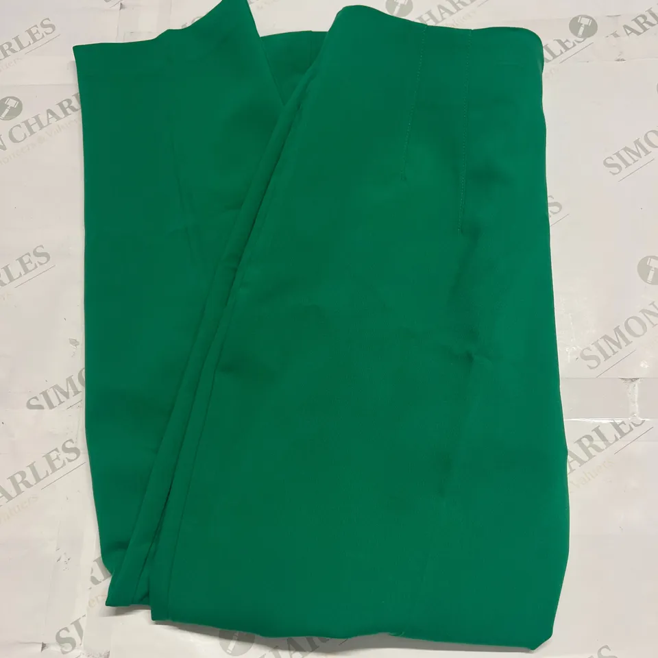 ZARA STRAIGHT LEG PANTS IN GREEN SIZE L
