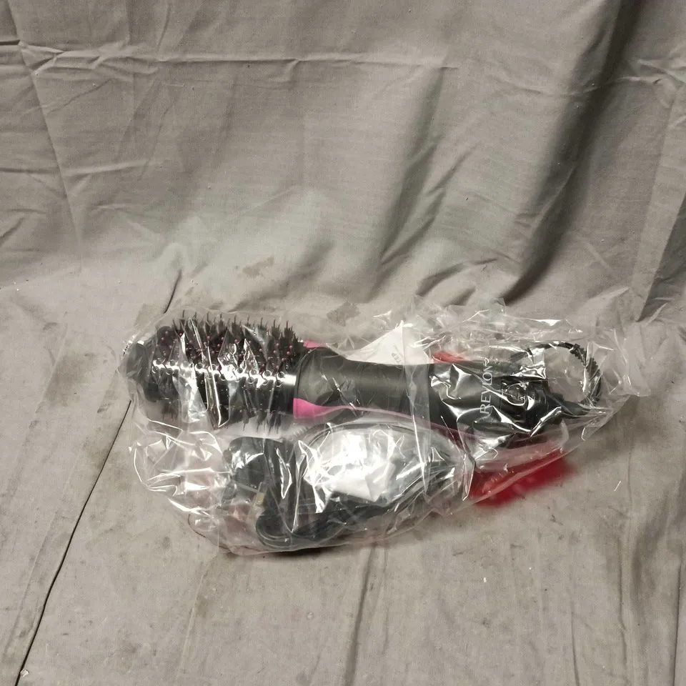 REVLON ONE-STEP VOLUMISER HAIR DRYER & STYLER – BOXED
