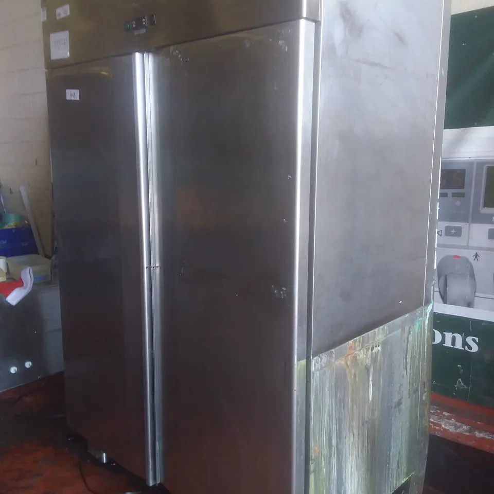 LARGE DOUBLE DISPLAY FRIDGE 