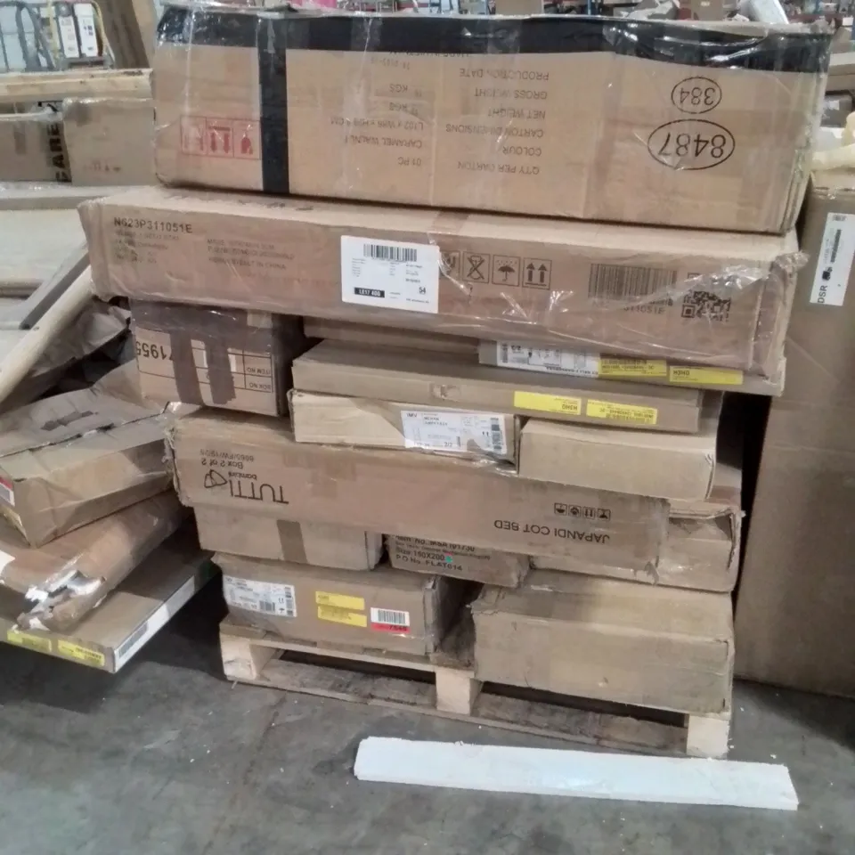 PALLET OF INCOMPLETE FURNITURE SETS