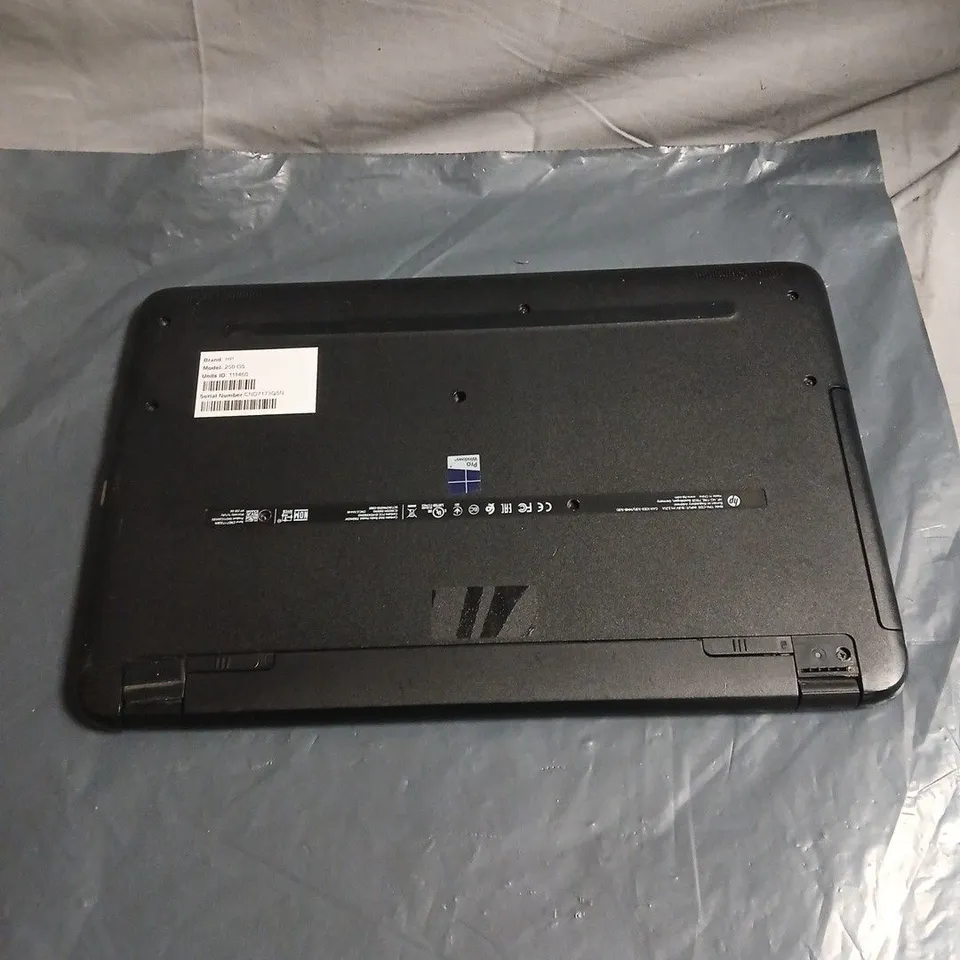 HP 250 G5 LAPTOP