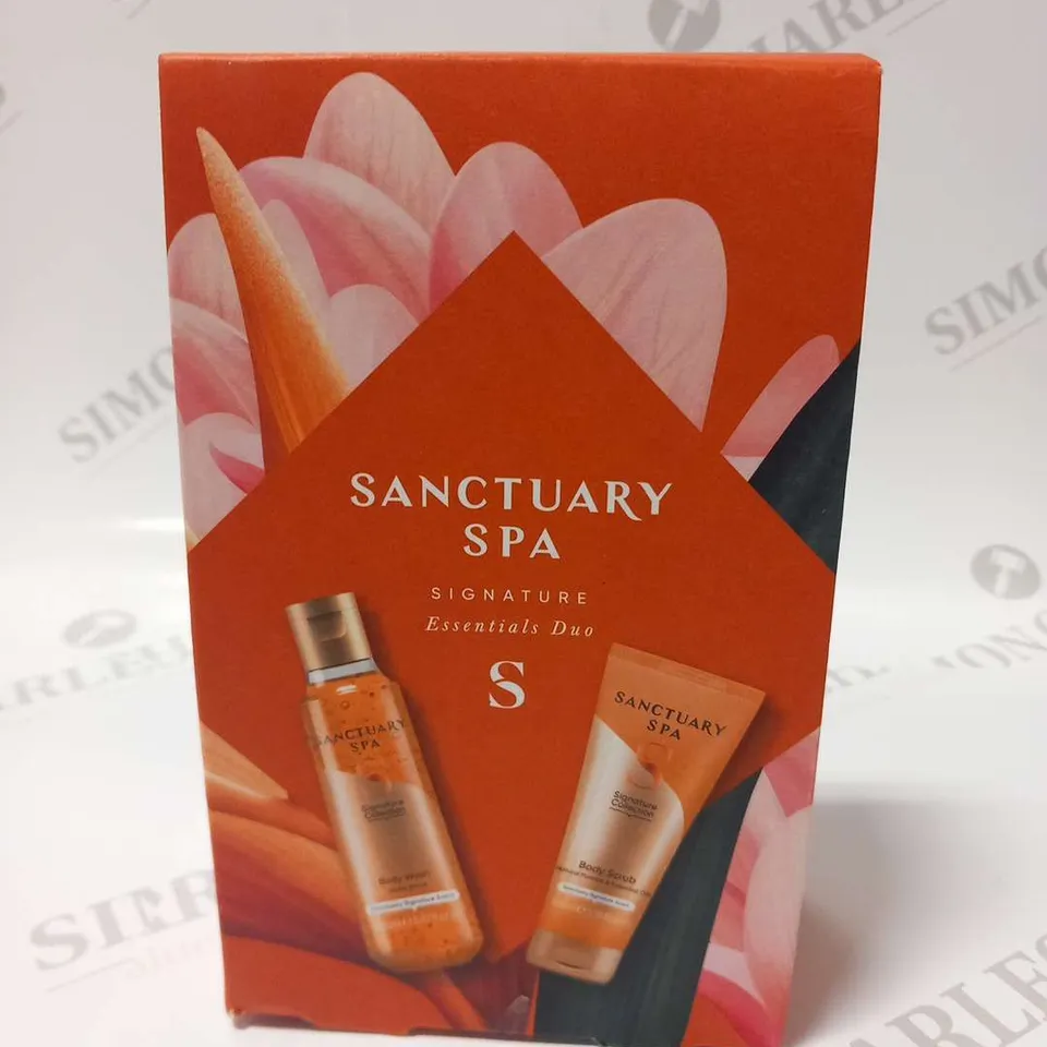 BOXED SANCTUARY SPA SIGNATURE ESSENTIALS DUO GIFT SET