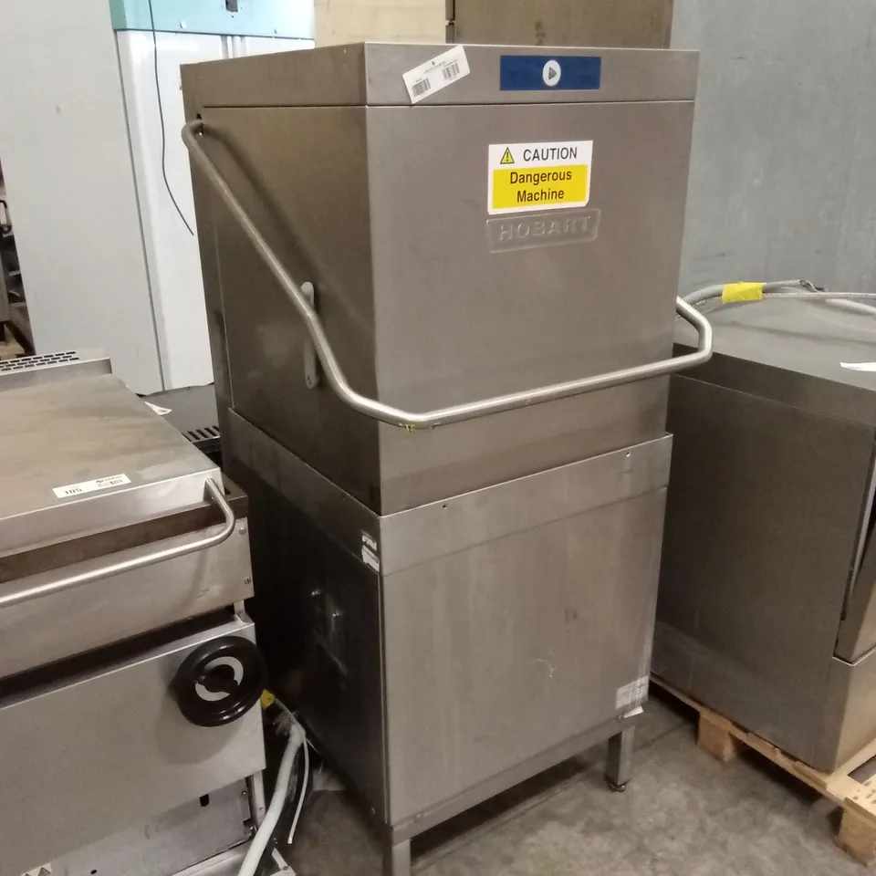 HOBART XXRS30 HOOD TYPE DISHWASHER