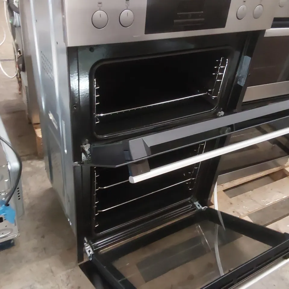 AEG BUILT IN ELECTRIC DOUBLE OVEN DCB331010M