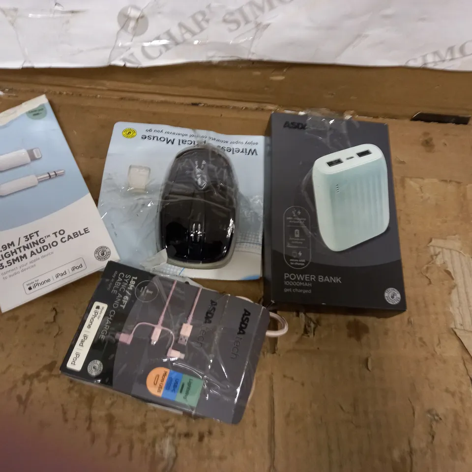 LOT OF APPROX 12 ASSORTED ELECTRICAL ITEMS TO INCLUDE WIRELESS MOUSE, AUDIO CABLE, POWER BANK ETC