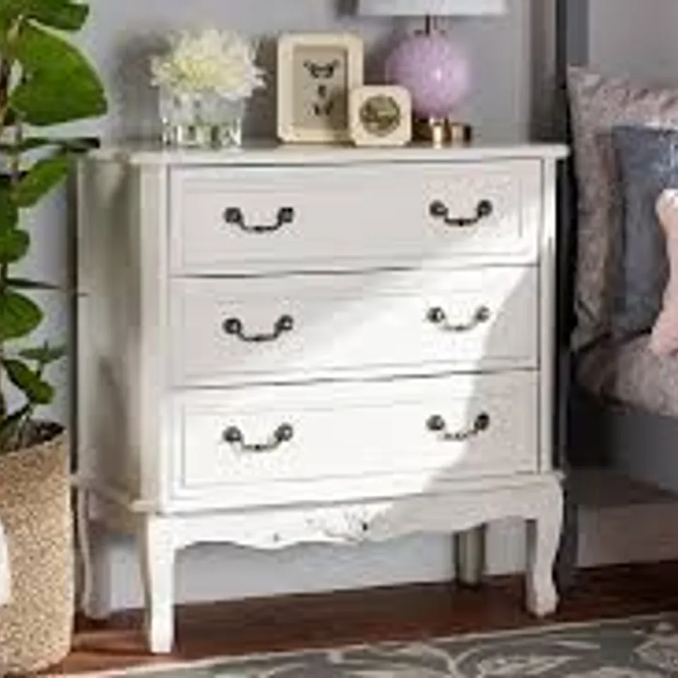 BOXED HOMESDIRECT365 3 DRAWER ANTIQUE FRENCH STYLE CHEST OF DRAWERS - WHITE 