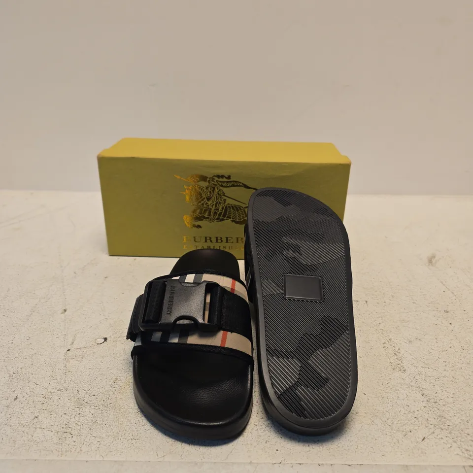 BURBERRY SLIDES, MEN'S UK 10 (EU 43) – BLACK WITH CHECK STRAPS