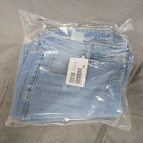 BAGGED RUTH LANGSFORD TURN BACK BOYFRIEND JEAN STANDARD IN LIGHT INDIGO SIZE 16