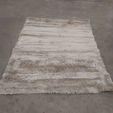 QUALITY DESIGNER AREA RUG - APPROXIMATELY 190 x 140cm