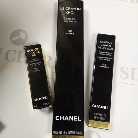 LOT OF APPROX 25 ASSORTED CHANNEL MAKE UP ITEMS TO INCLUDE, ROUGE ALLURE INK LIPSTICK, LE CRAYON KHOL EYE PENCIL, LE ROUGE LIP CRAYON