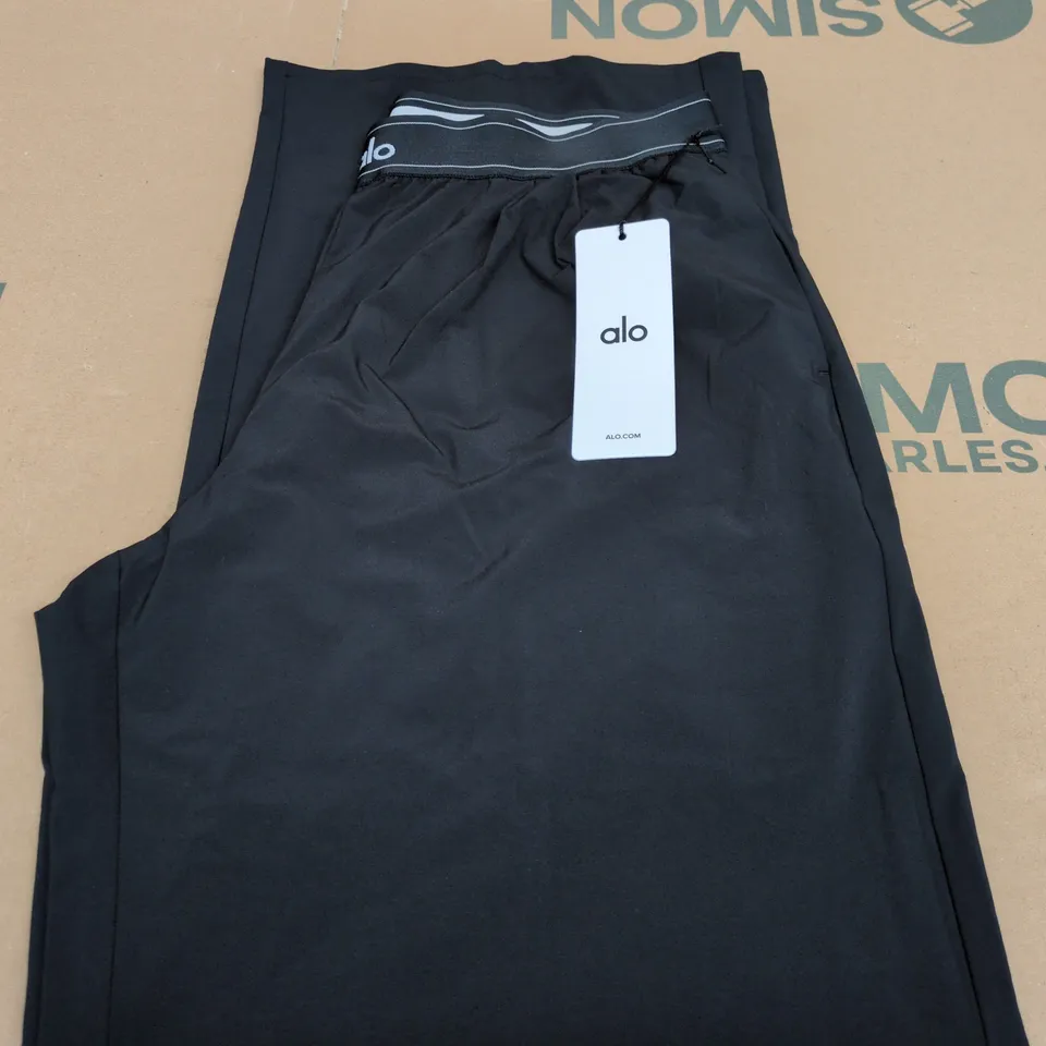ALO YOGA SUIT UP TROUSER (LONG) – BLACK, SIZE L