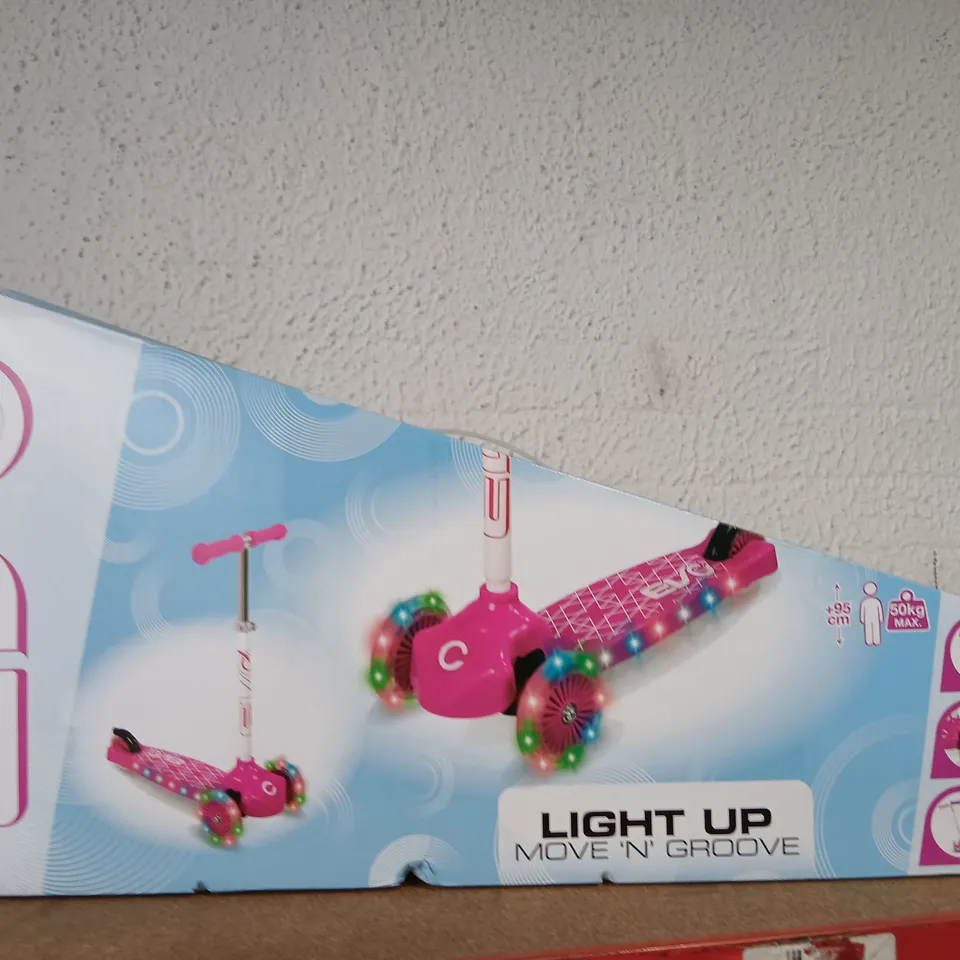 LIGHT UP MOVE 'N GROOVE PINK SCOOTER – BOXED CHILD'S RIDE-ON TOY (AGE 3+)