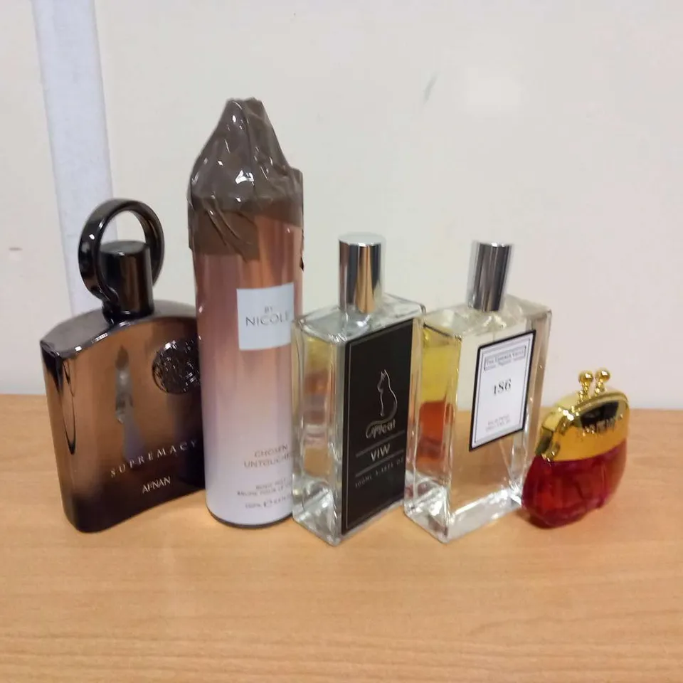 APPROXIMATELY 10 ASSORTED UNBOXED FRAGRANCES TO INCLUDE; AFNAN, COPY CAT AND NICOLE