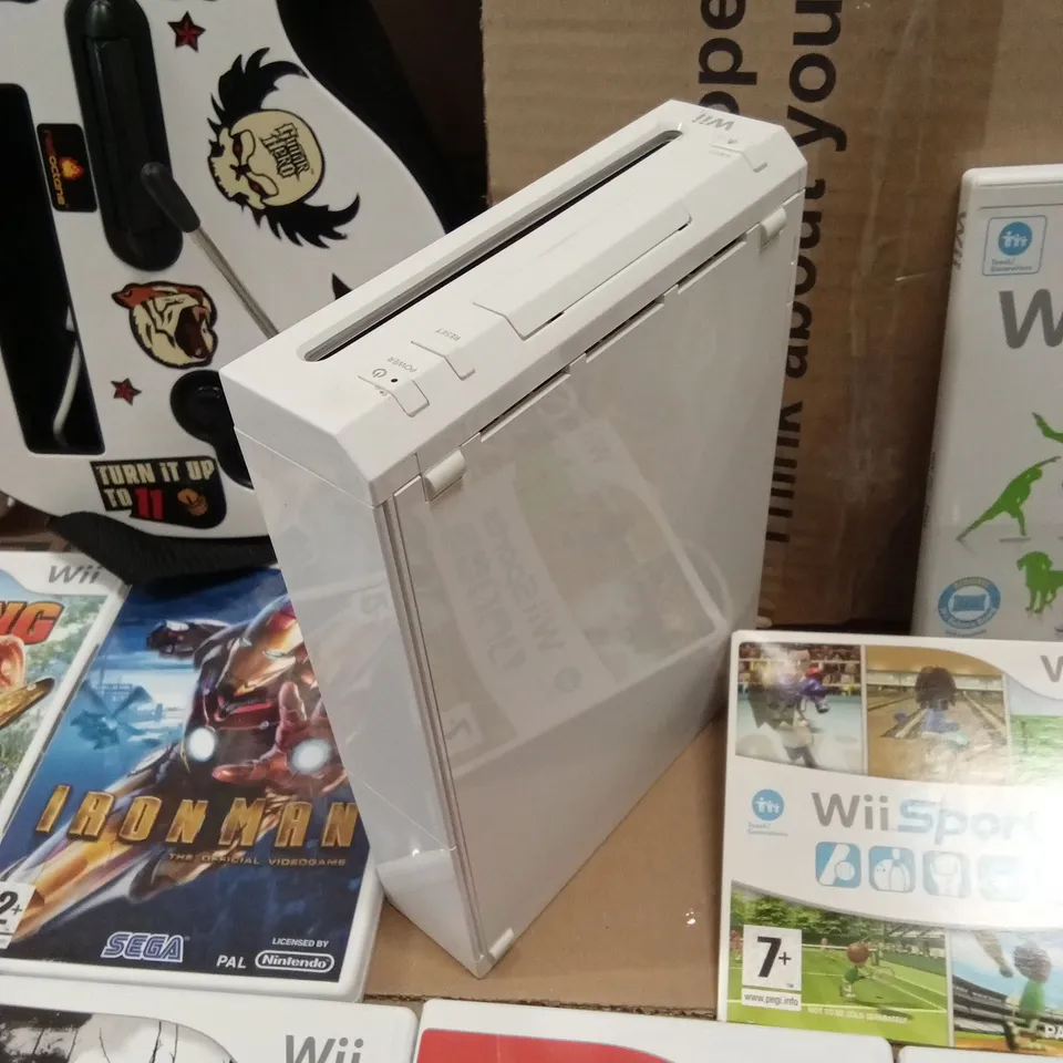 NINTENDO WII LARGE BUNDLE INCLUDING CONSOLE, GAMES AND ACCESSORIES