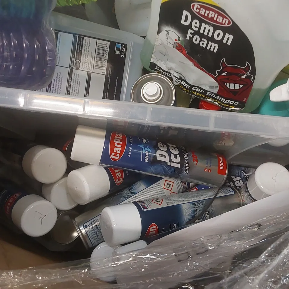 PALLET CONTAINING A VERY LARGE QUANTITY OF ASSORTED ITEMS INCLUDING: DE-ICER, BUBBLZ SOLUTION, CAR SHAMPOO ECT