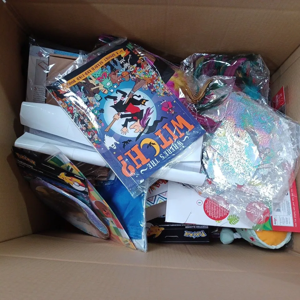 LARGE QUANTITY OF ASSORTED TOYS, GAMES, GIFTS AND NOVELTIES TO INCLUDE VARIOUS PLUSHIES/TEDDYS, TWIN MARKERS OF VARIOUS COLOURS, WOODEN CRAFT KIT, ETC