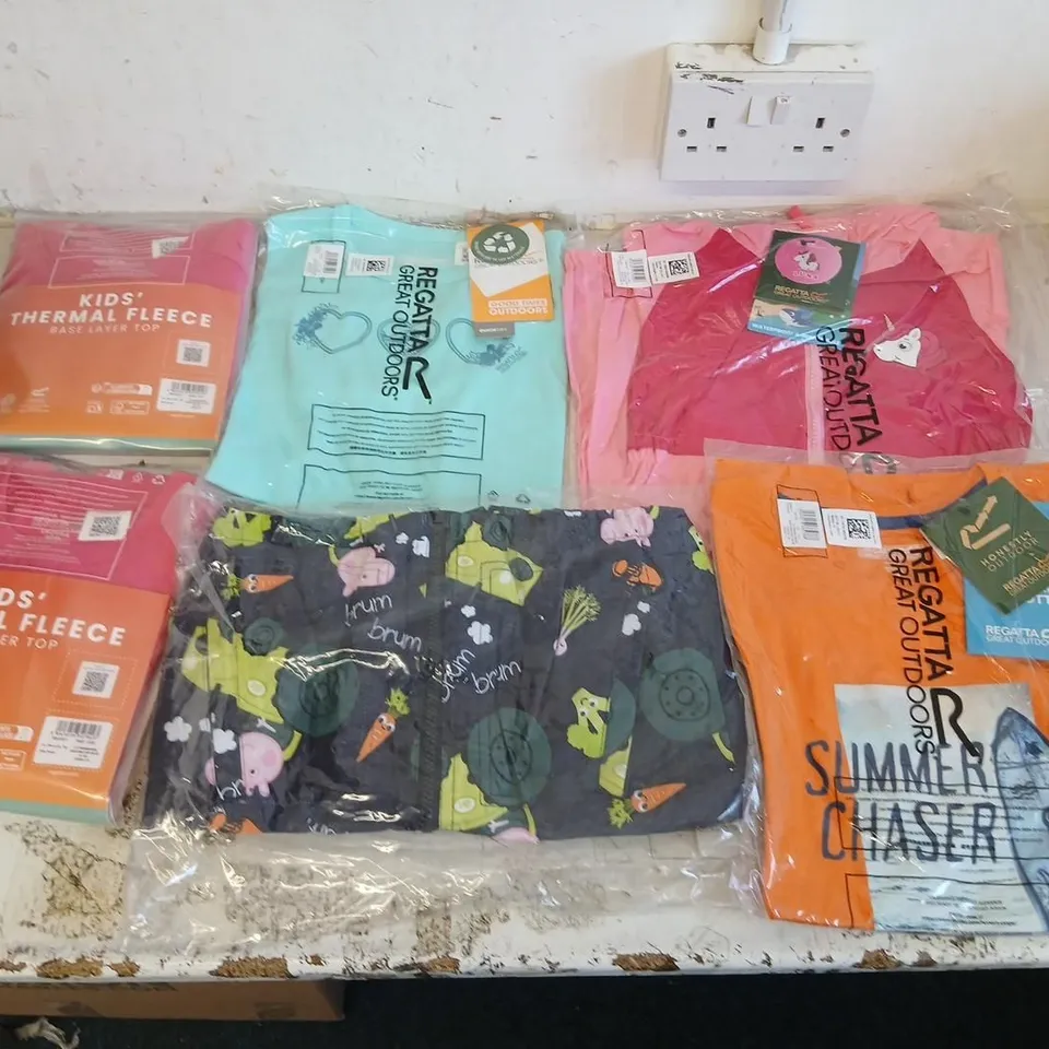 APPROXIMATELY NINE ITEMS OF ASSORTED BRAND NEW REGATTA CLOTHING