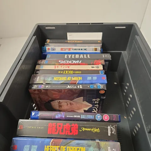 APPROXIMATELY 15 ASSORTED DVDS INCLUDING JOHN WICK BALLERINA AND SCREAM 7 