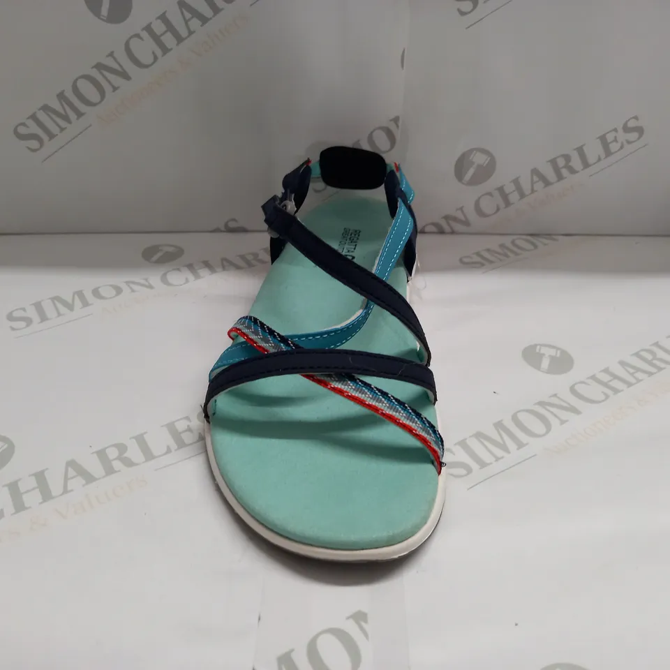 REGATTA LADY SANTA ROMA SANDALS SIZE 5