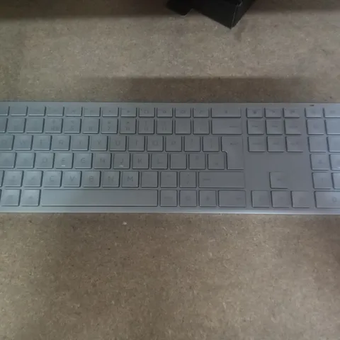 HP 970 PROGRAMMABLE WIRELESS KEYBOARD
