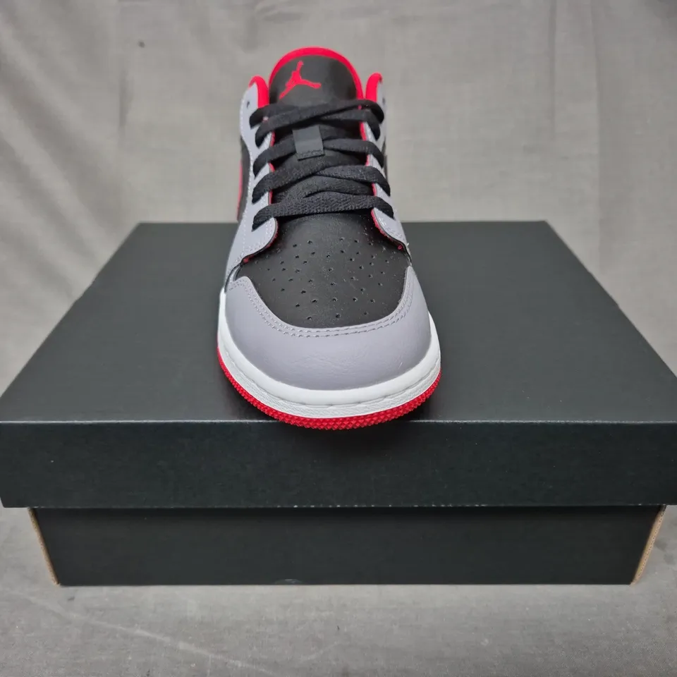 BOXED PAIR OF NIKE AIR JORDAN 1 LOW SHOES IN CEMENT/BLACK/RED UK SIZE 4