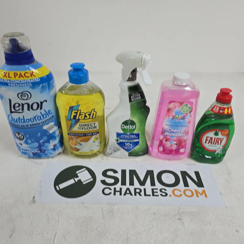 APPROXIMATELY 15 ASSORTED HOUSEHOLD PRODUCTS TO INCLUDE FAIRY LIQUID , YASS AND LENOR
