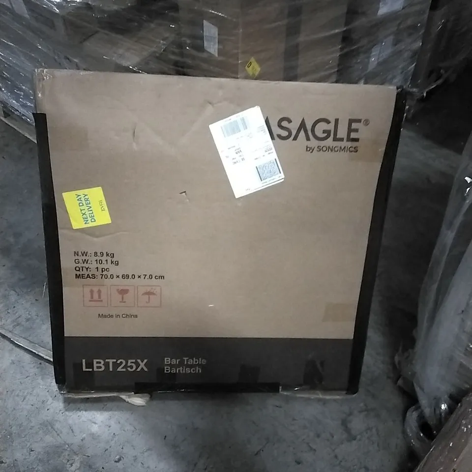 PALLET OF HOUSEHOLD ITEMS TO INCLUDE CHAIR, BAR TABLE, BATHROOM CORNER SHELF, MIRROR CABINET, MAILBOX AND OTHER ASSORTED ITEMS...