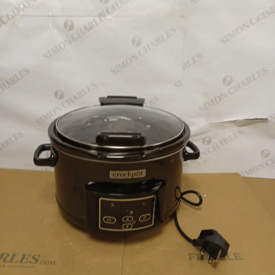 CROCK POT SLOW COOKER 