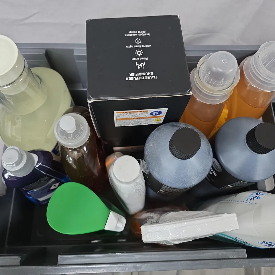 APPROXIMATELY1 ASSORTED HOUSEHOLD LIQUID PRODUCTS TO INCLUDE FAIRY SKIP THE SOAK, ECO VER NON BIO LAUNDRY, FINISH RINSE & SHINE AID, ETC - COLLECTION ONLY