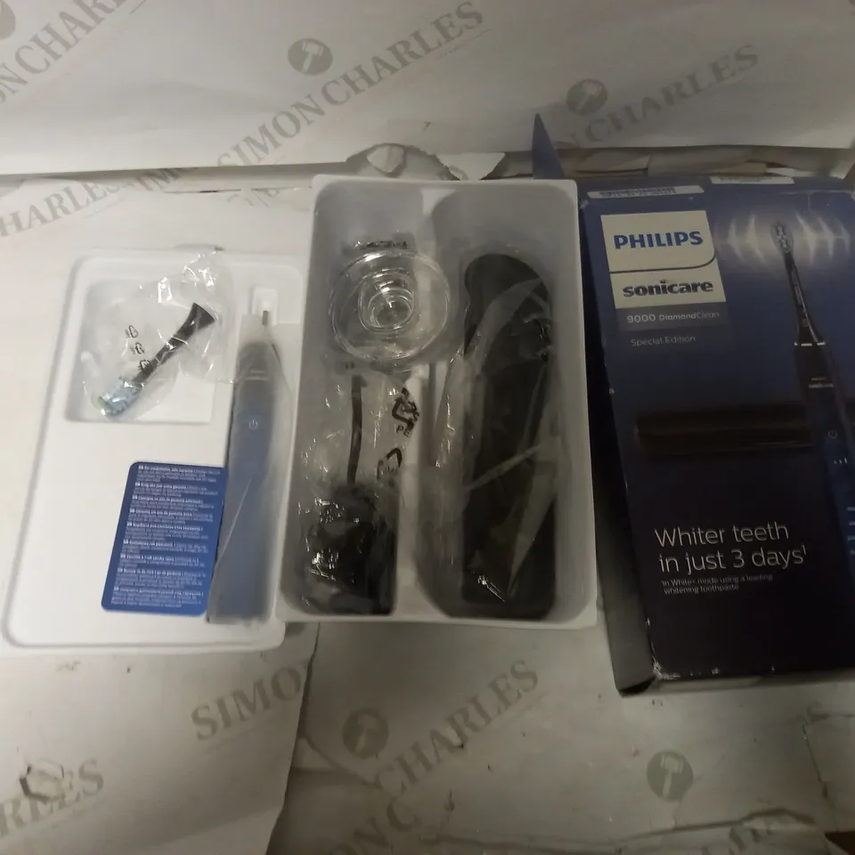 PHILIPS SONICARE 9000 DIAMOND CLEAN BRUSH 