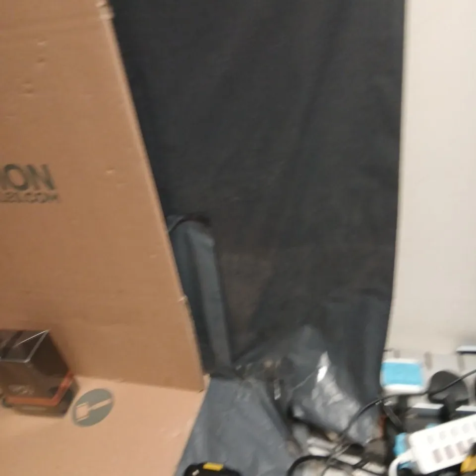 BOXED AND SEALED EMPORIO ARMANI STRONGER WITH YOU ABSOLUTELY PARFUM POUR HOMME 100ML