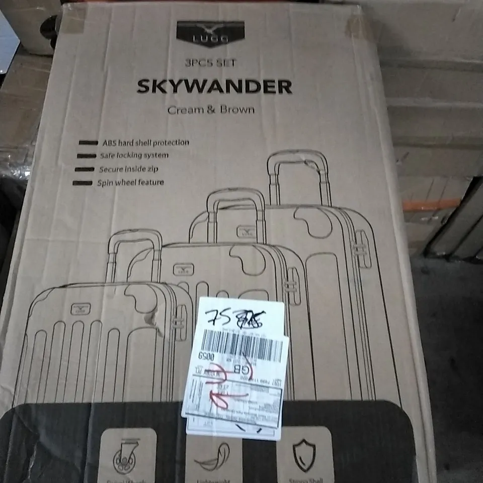 BOXED LUGG SKYWANDER HARDSHELL SUITCASE - CREAM & BROWN 