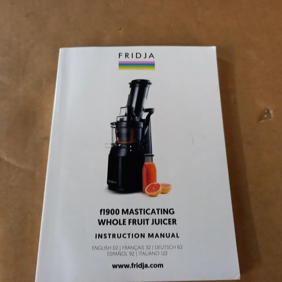 FRIDJA F1900 MASTICATING WHOLE FRUIT JUICER