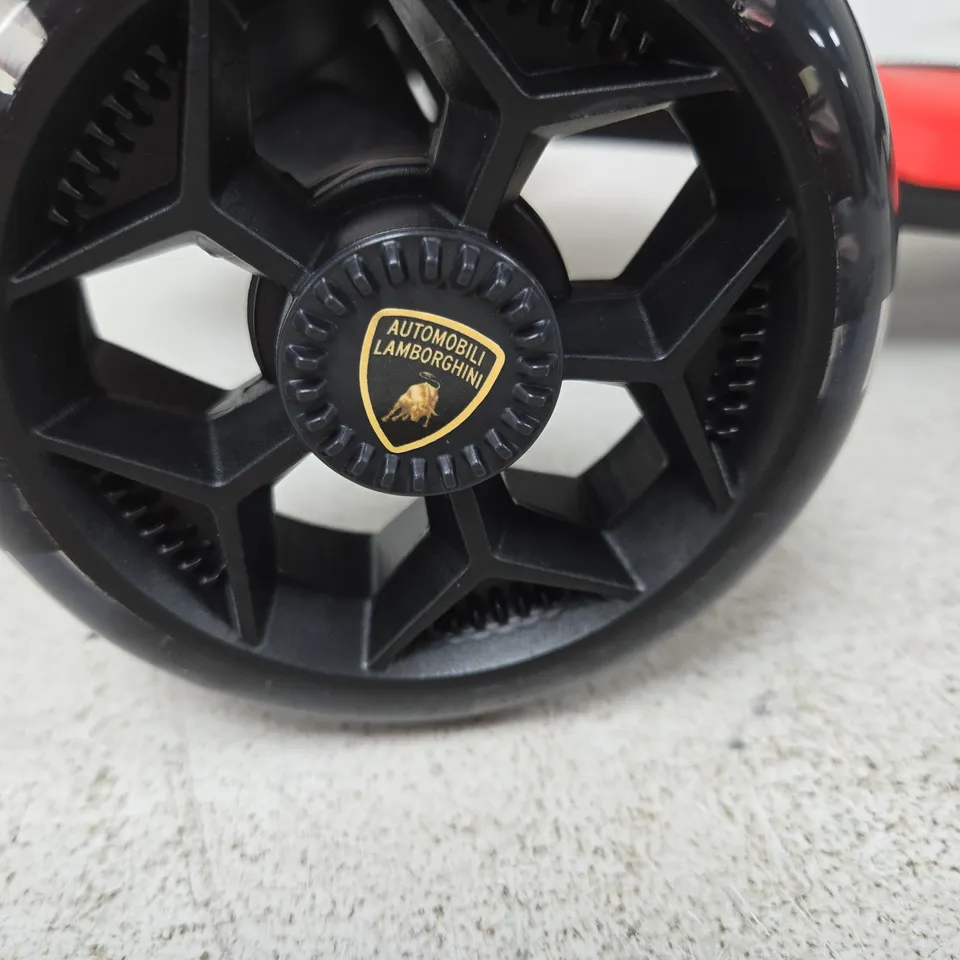 AUTOMOBILI LAMBORGHINI KIDS SCOOTER BOXED