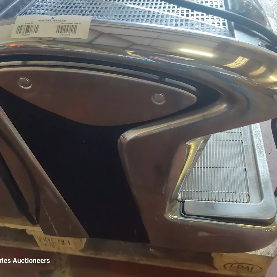 TRADITIONAL FAEMA EMBLEMA COFFEE MACHINE