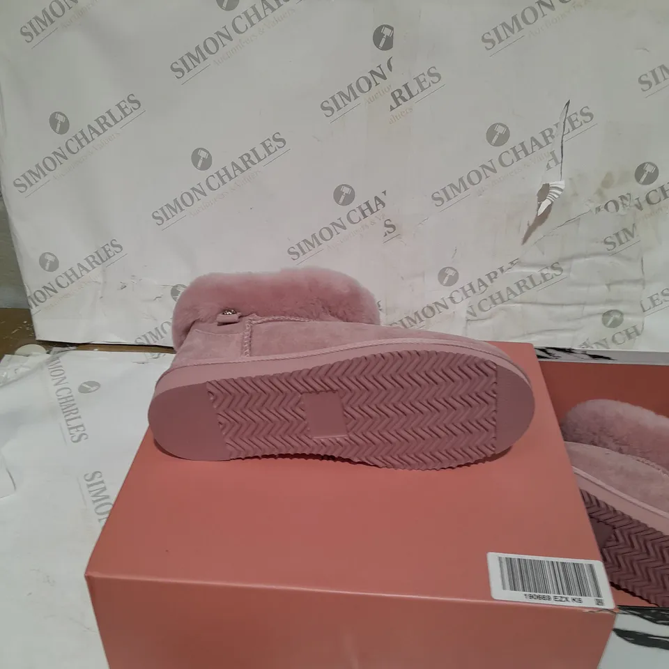 MODA IN PELLE SNUGGLY PINK SHEEPSKIN ANKLE SLIPPER BOOTS - UK SIZE 6