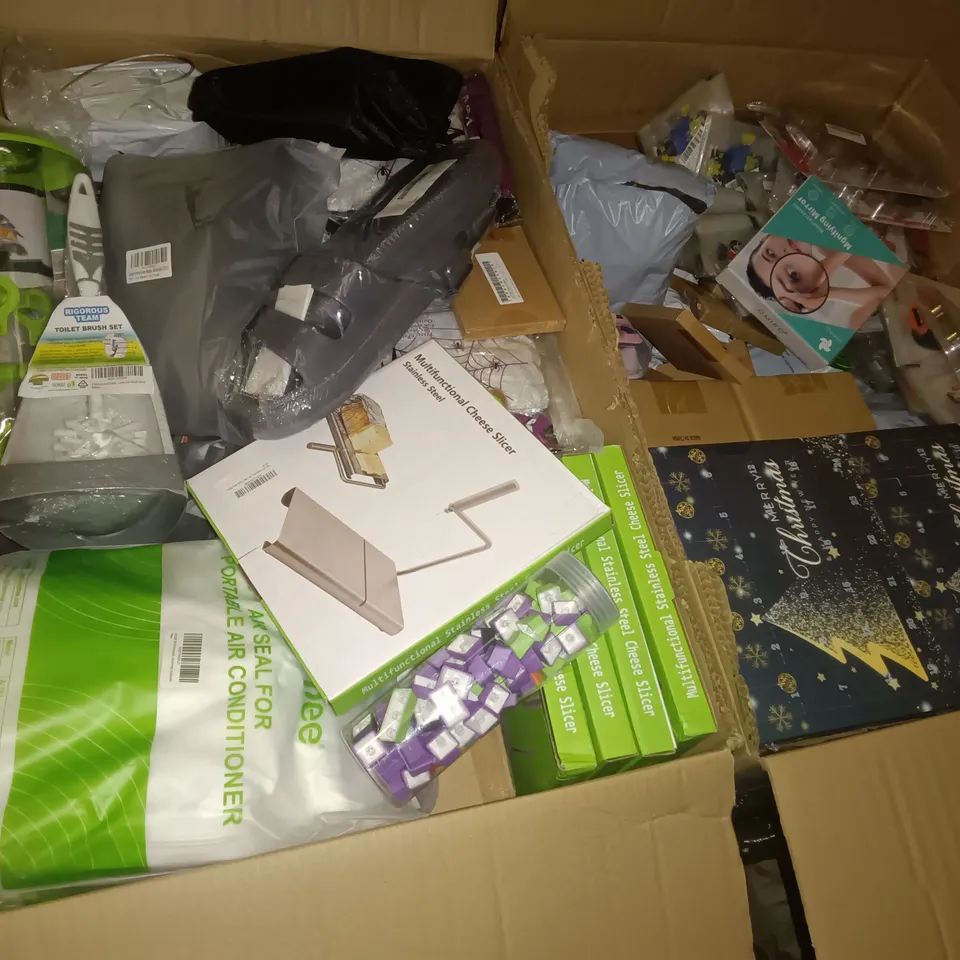 PALLET OF ASSORTED ITEMS TO INCLUDE BIRD FEEDER, TOILET BRUSH, CHEESE SLICER AND SPARE KEYBOARD KEYS