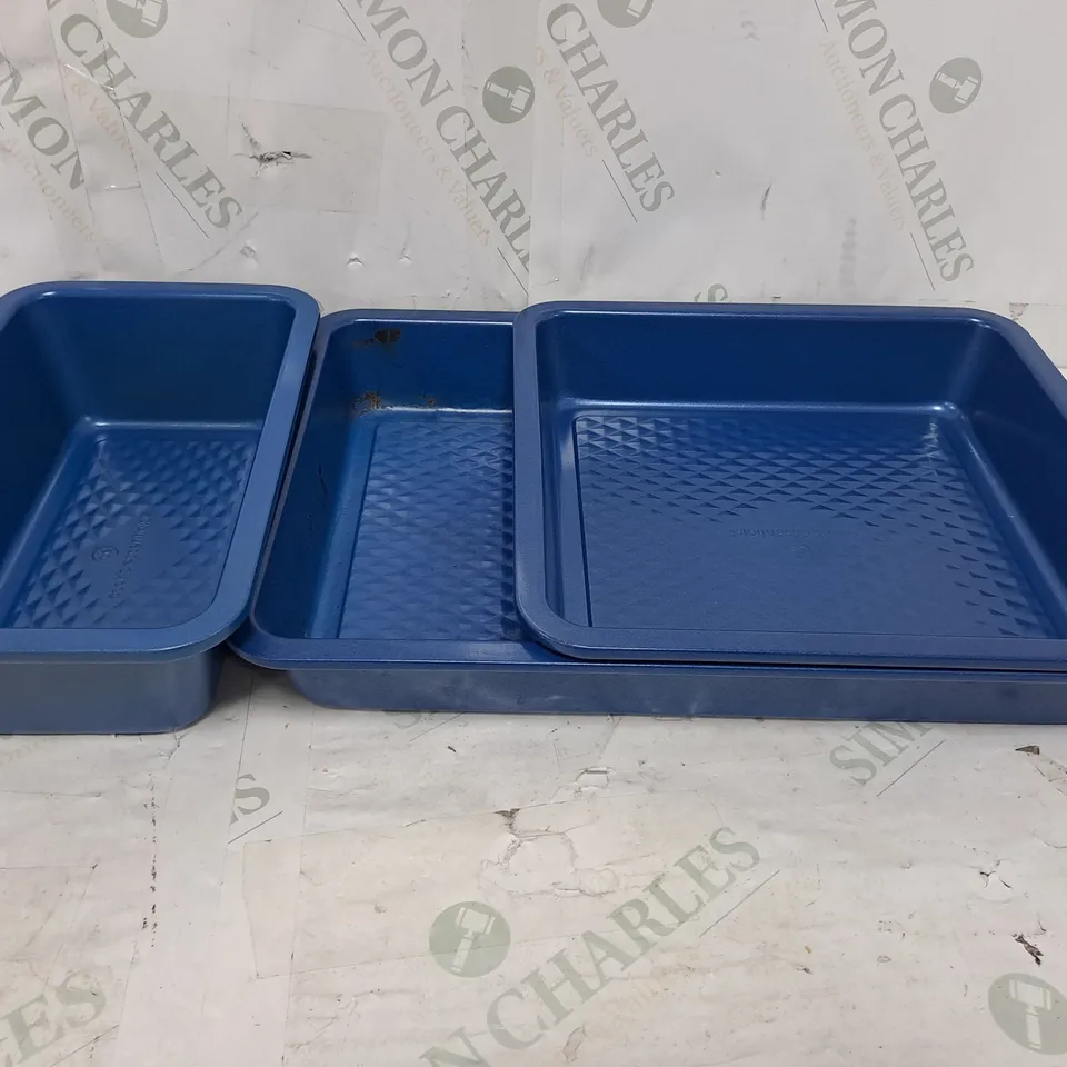 COOK'S ESSENTIALS NON STICK 3 PIECE BAKING SET