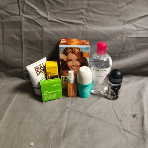 APPROXIMATEY 20 ASSORTED HEALTH AND BEAUTY PRODUCTS TO INCLUDE - COSY CARAMEL BODY MIST - BIODERMA SENSIBIO H2OMICELLAR WATER - BULLDOG ORIGINAL MOISTURISER - ETC