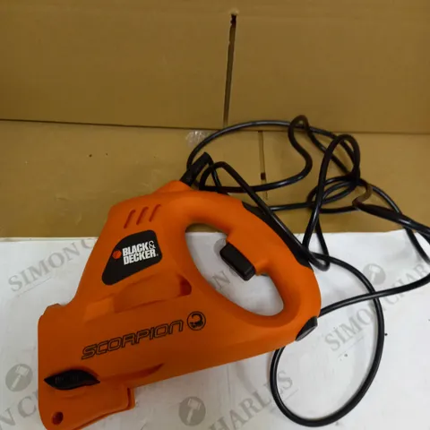BLACK & DECKER SCORPION POWERED HANDSAW