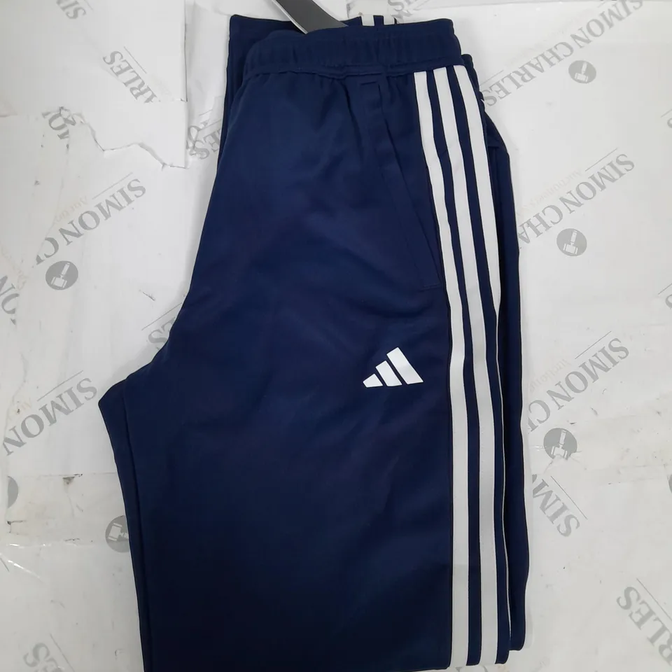 ADIDAS LOGO TRACKSUIT BOTTOMS SIZE M