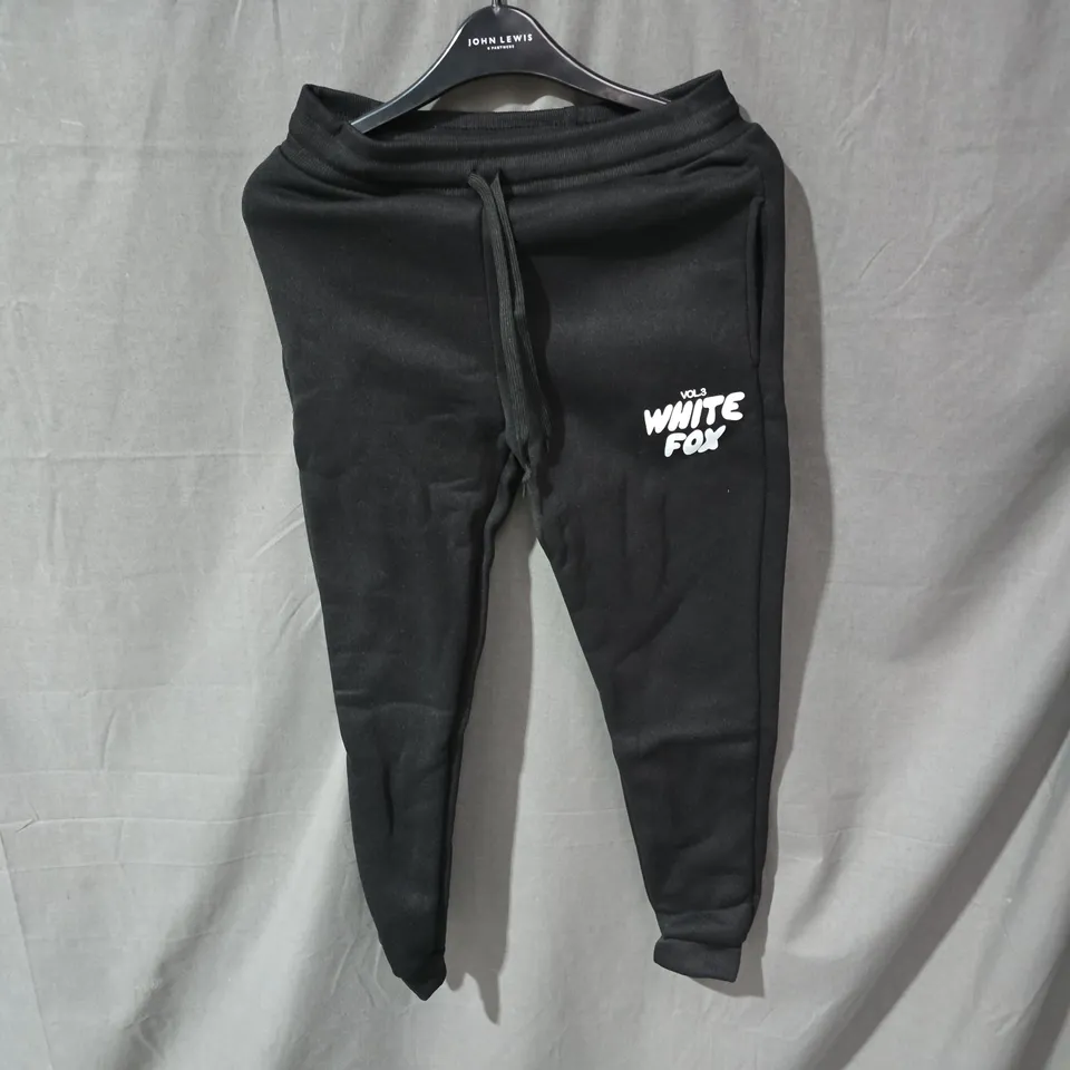 BLACK HOODIE WITH VOL3 WHITE FOX PRINT