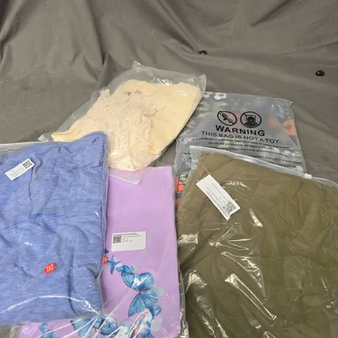 APPROXIMATELY 25 ASSORTED CLOTHING AND FASHION PRODUCTS IN VARIOUS STYLES AND SIZES - COLLECTION ONLY