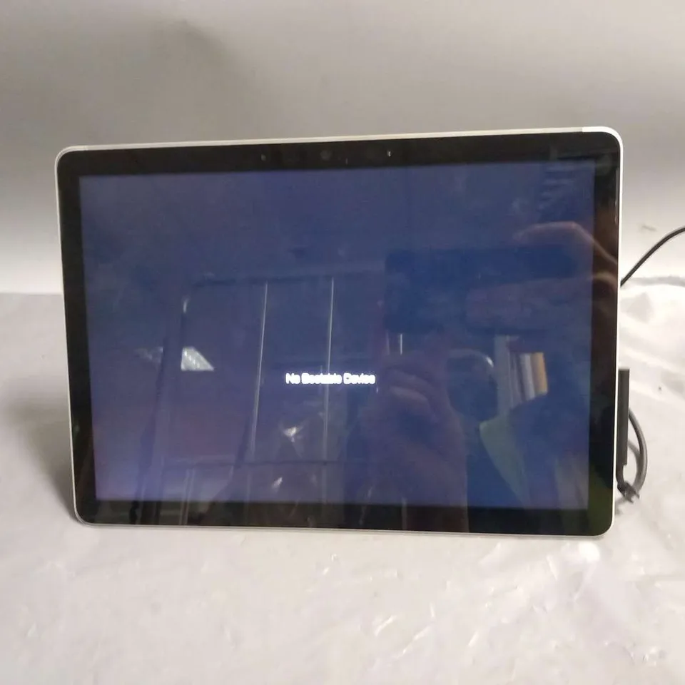 MICROSOFT SURFACE GO 2 10 INCH M3-8100Y 1.10GHZ