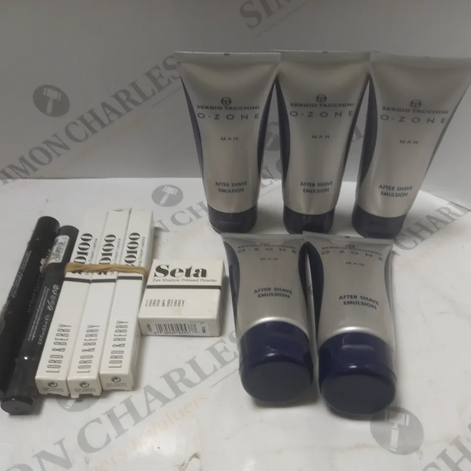 APPROXIMATELY 10 ASSORTED HEALTH AND BEAUTY PRODUCTS TO CONTAIN O.ZONE AFTERSHAVE LOTION, EYE SHADOW POWDER, EYEPUFF CONCEALER ETC