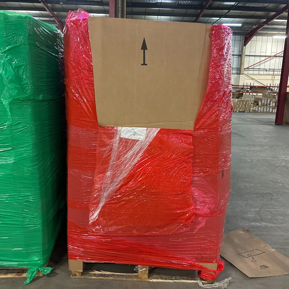 PALLET OF ASSORTED CONSUMER PRODUCTS TO INCLUDE: TRAVEL COT, WASHING LINE, COT MATTRESS, BEDDING ECT