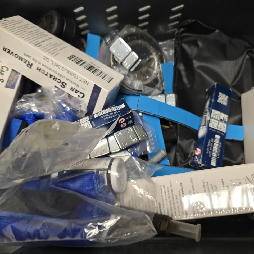 APPROXIMATELY 12 ASSORTED ITEMS TO INCLUDE - CAR SRATCH REPAIR WAX , TYRE REPAIR KIT , RED REFLECTOR ETC